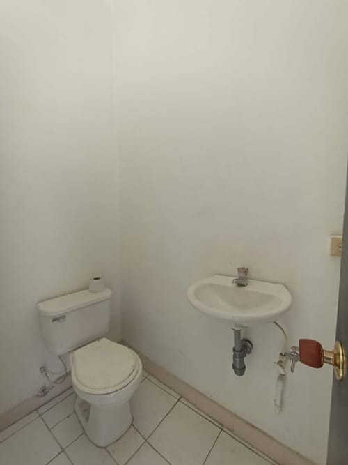 Local en arriendo en San Juan Bosco, Cali, 13 m² · foto 9 de 11