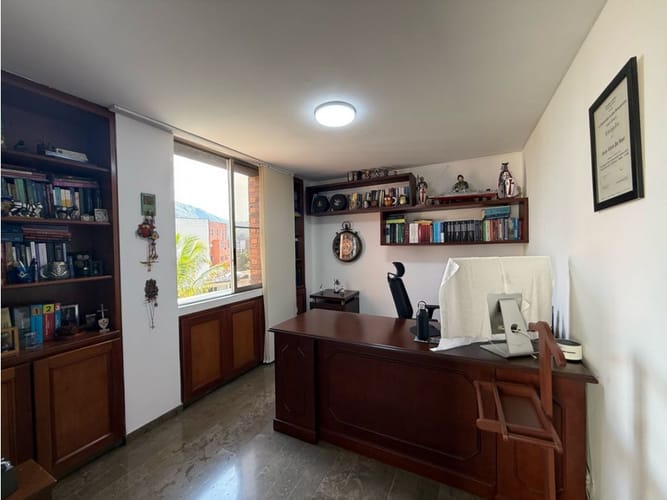 Apartamento de 3 alcobas en venta en Santa Teresita, Cali, 179 m² · foto 6 de 16