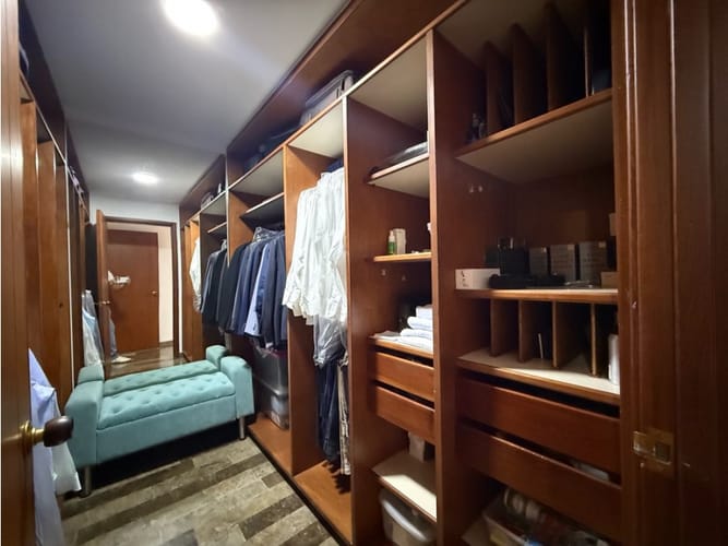 Apartamento de 3 alcobas en venta en Santa Teresita, Cali, 179 m² · foto 9 de 16