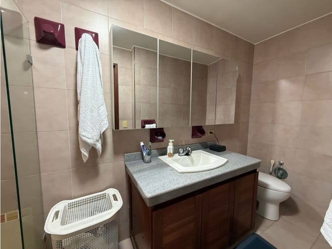 Apartamento de 3 alcobas en venta en Santa Teresita, Cali, 179 m² · foto 11 de 16
