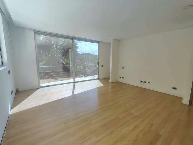 Oficina en arriendo en El Poblado, Medellín, 510 m² · foto 5 de 20