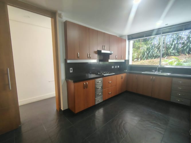 Oficina en arriendo en El Poblado, Medellín, 510 m² · foto 15 de 20