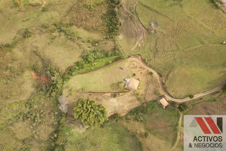 Finca en venta en La Pe�A, Marinilla, 76907 m² · foto 12 de 24