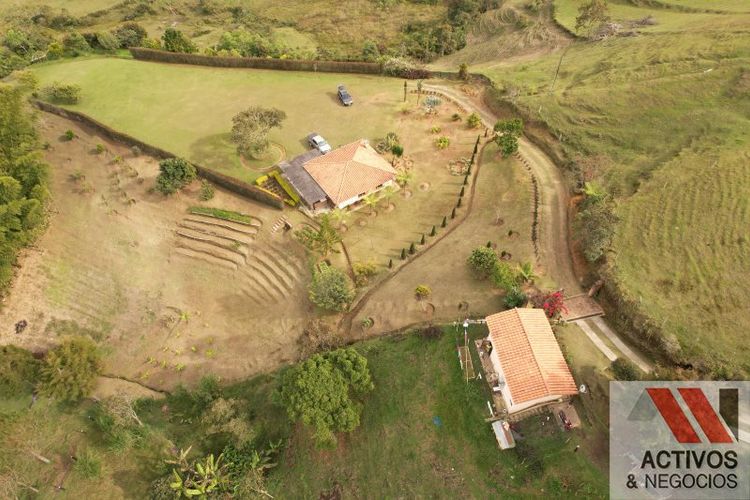 Finca en venta en La Pe�A, Marinilla, 76907 m² · foto 17 de 24