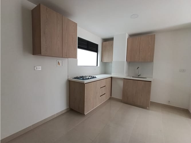 Apartamento en venta en Satexco, Itagüí · foto 2 de 13
