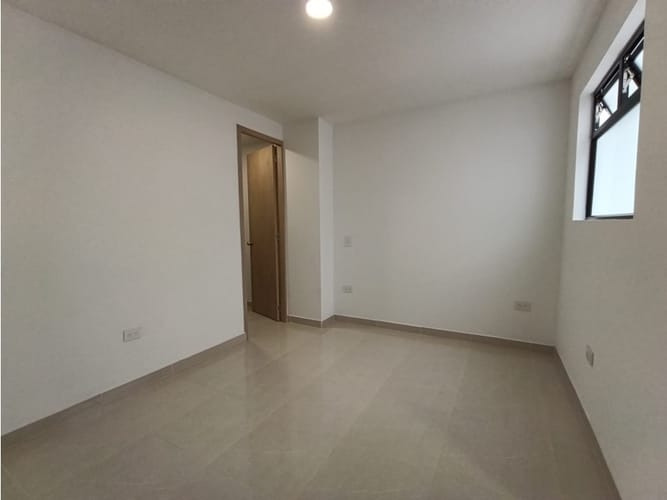 Apartamento en venta en Satexco, Itagüí · foto 4 de 13