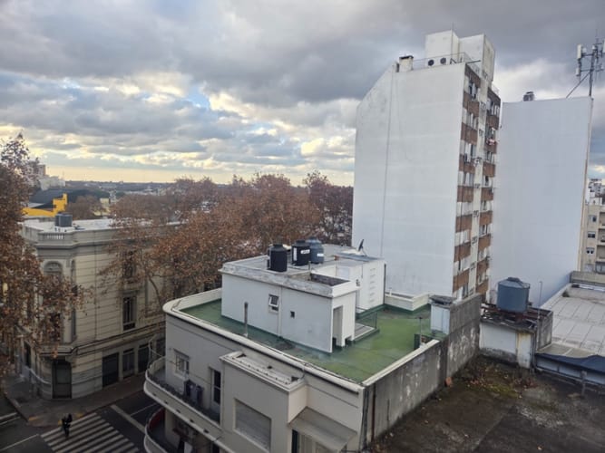 Apartamento en alquiler en Cordón · Foto 2