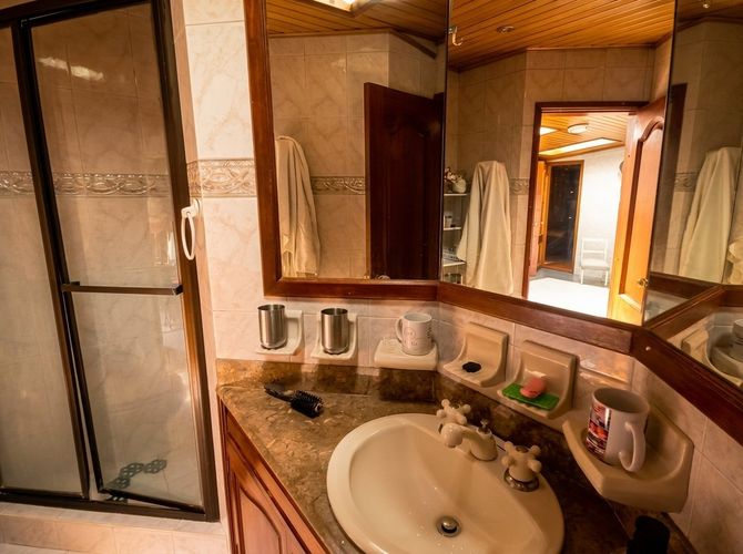 Apartamento de 3 alcobas en venta en Chicó Navarra, Bogotá, 200 m² · foto 5 de 24
