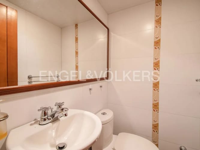 Apartamento de 3 alcobas en venta en Los Rosales, Bogotá, 143 m² · foto 8 de 16