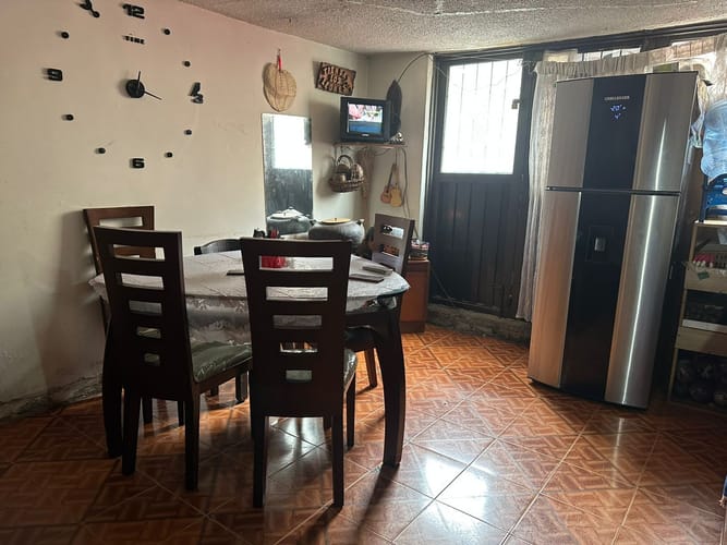 Casa de 3 alcobas en venta en Rincon Altamar, Bogotá, 205 m² · foto 2 de 14
