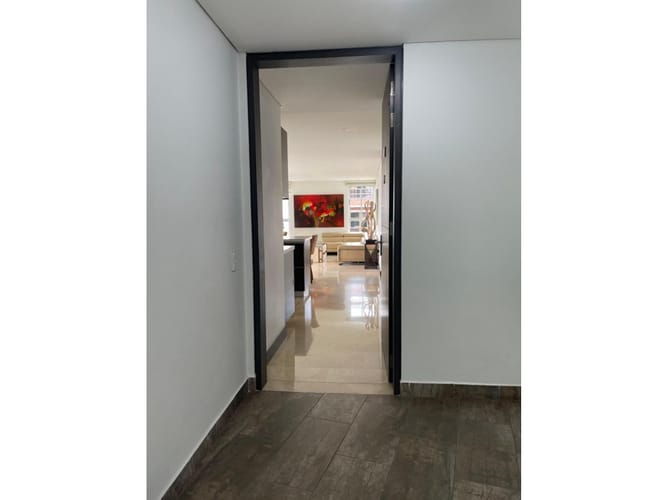 Apartamento de 3 alcobas en venta en Castropol, Medellín, 138 m² · foto 8 de 24