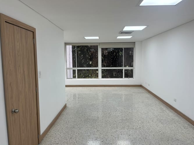 Oficina en arriendo en Centenario, Cali, 70 m² · foto 4 de 21