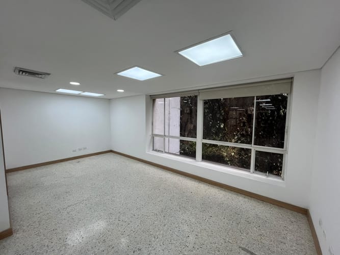 Oficina en arriendo en Centenario, Cali, 70 m² · foto 5 de 21