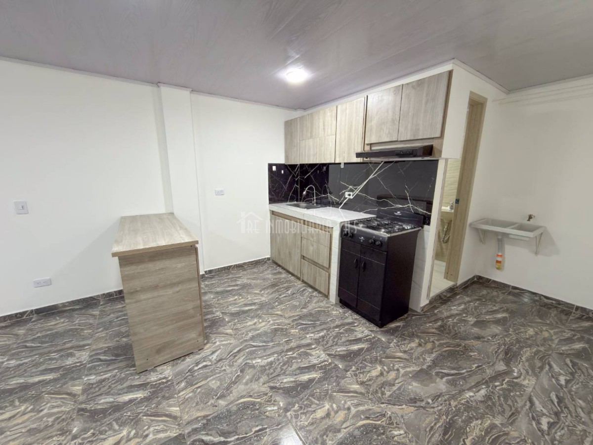 Apartamento en arriendo en Santa Rita, Bogotá · foto 4 de 18