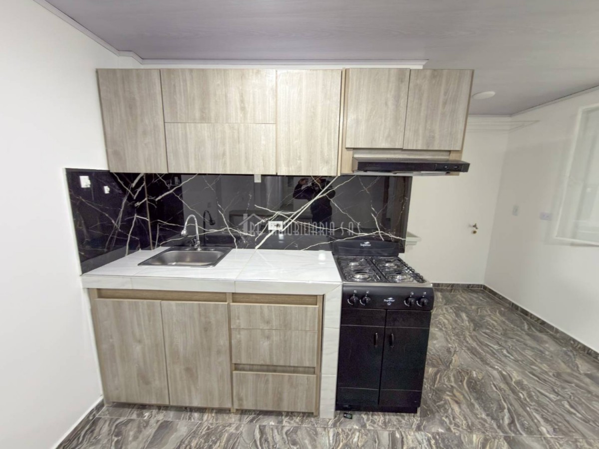 Apartamento en arriendo en Santa Rita, Bogotá · foto 6 de 18