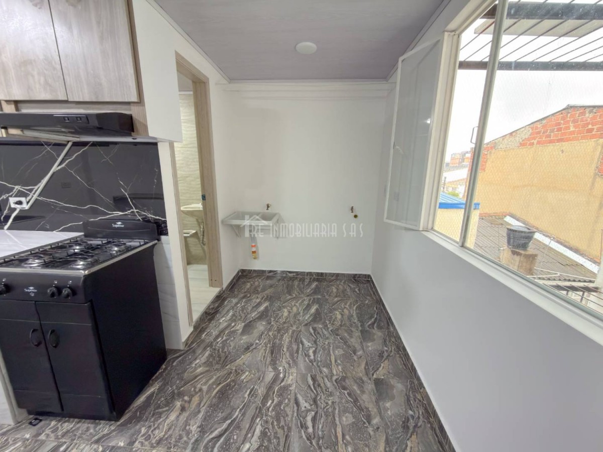 Apartamento en arriendo en Santa Rita, Bogotá · foto 8 de 18