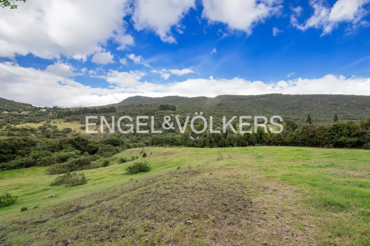 Lote en venta en Yerbabuena, Chía · foto 2 de 4