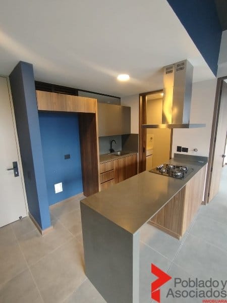 Apartamento de 2 alcobas en arriendo en El Poblado, Medellín, 85 m² · foto 2 de 24