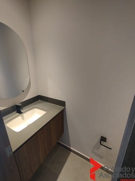 Apartamento de 2 alcobas en arriendo en El Poblado, Medellín, 85 m² · foto 13 de 24