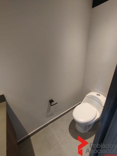 Apartamento de 2 alcobas en arriendo en El Poblado, Medellín, 85 m² · foto 14 de 24