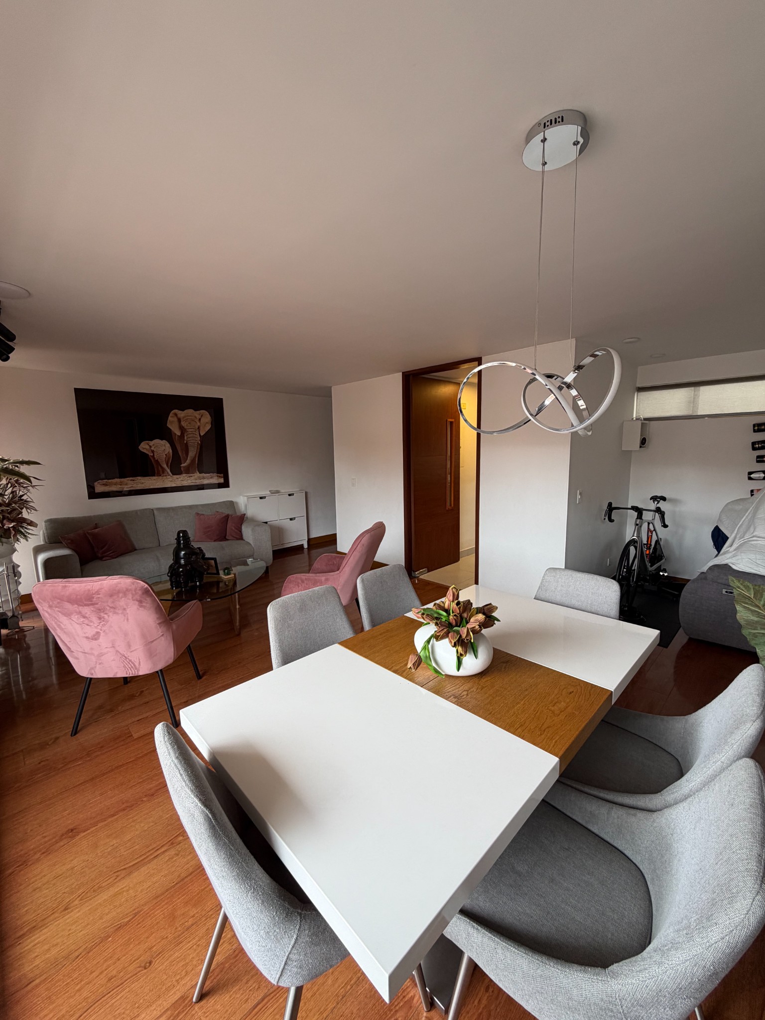 Apartamento en venta en Colina Campestre, Bogotá · foto 2 de 17