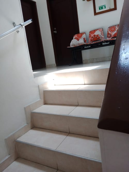 Oficina en arriendo en Santa Anita, Cali, 150 m² · foto 2 de 8