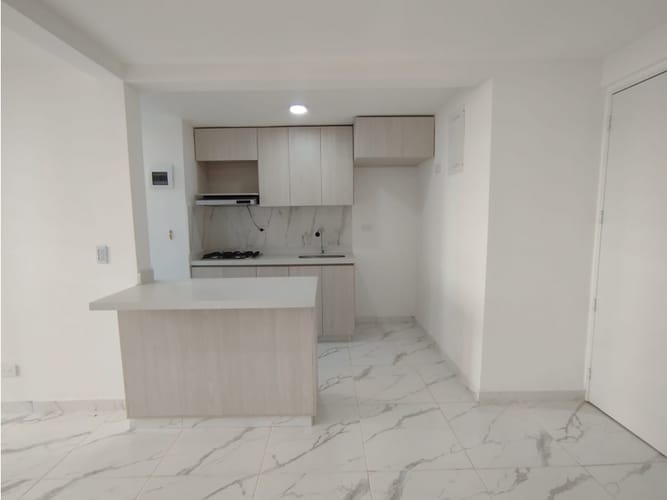 Apartamento de 2 alcobas en venta en El Porvenir, Rionegro, 53 m² · foto 3 de 12