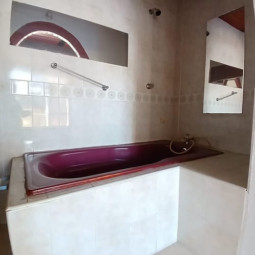 Casa de 10 alcobas en venta en Candelaria, 180 m² · foto 12 de 24