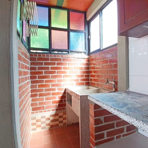 Casa de 10 alcobas en venta en Candelaria, 180 m² · foto 15 de 24