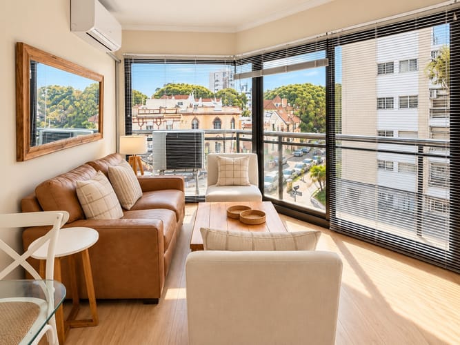 POCITOS A PASOS DEL MAR - ALQUILER APARTAMENTO DE 1 DORMITORIO CON MUEBLES · Photo 3