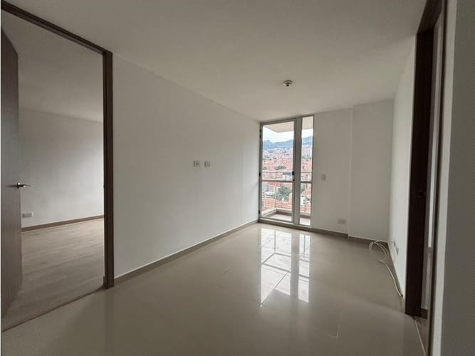 Apartamento de 3 alcobas en venta en Cabañas, Bello, 89 m² · foto 13 de 19