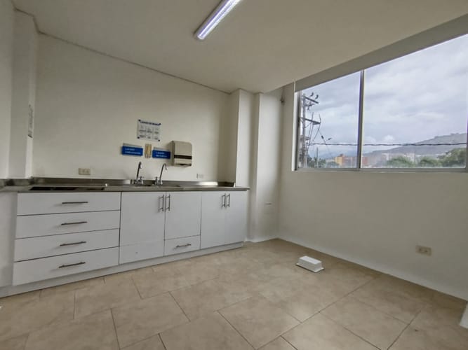 Consultorio en arriendo en 3 De Julio, Cali, 60 m² · foto 12 de 18
