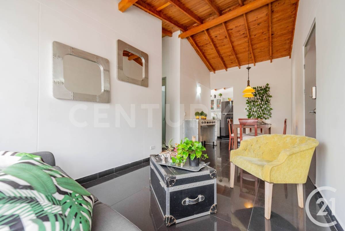 Apartamento en venta en Loma Del Esmeraldal, Envigado · foto 2 de 13
