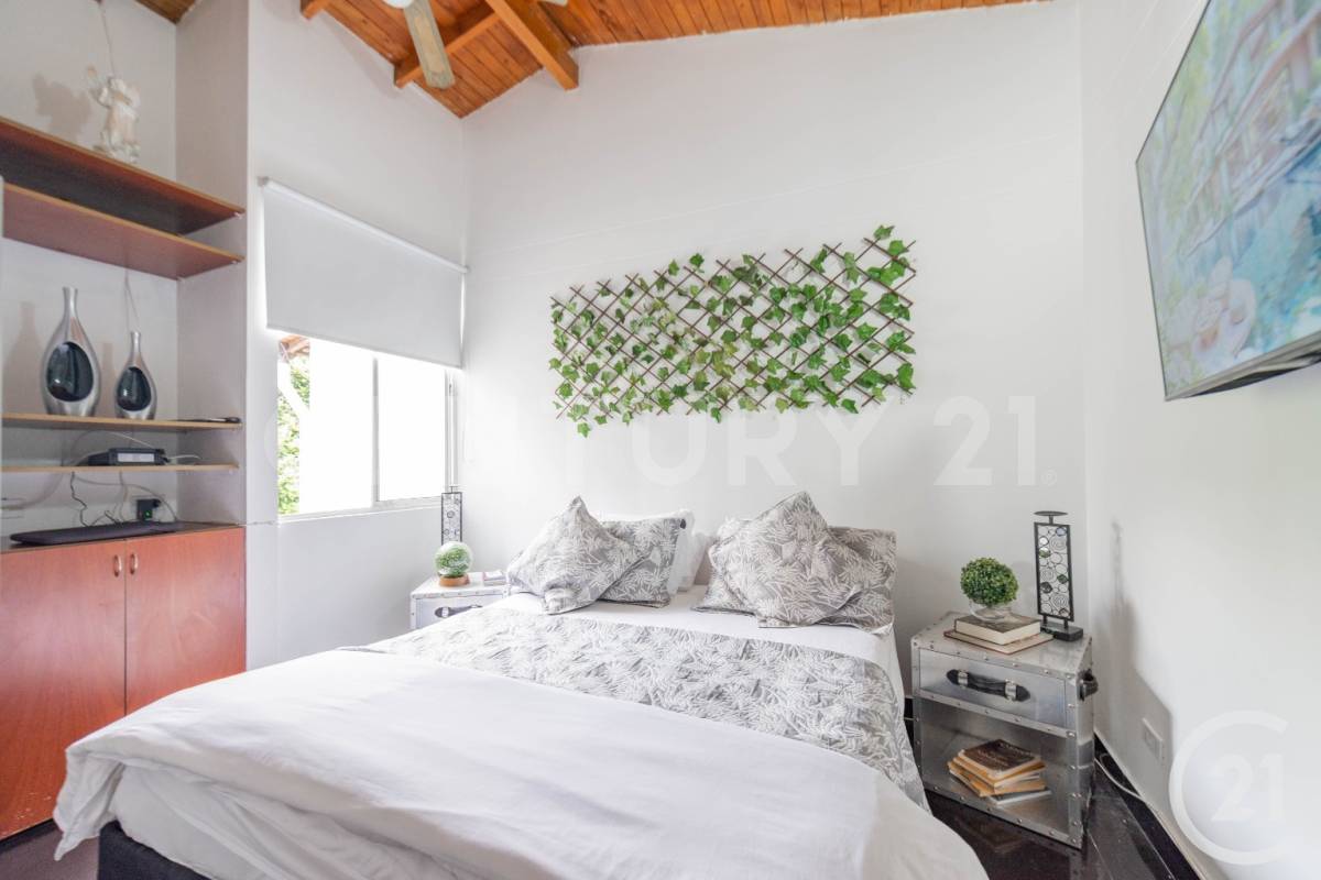 Apartamento en venta en Loma Del Esmeraldal, Envigado · foto 9 de 13