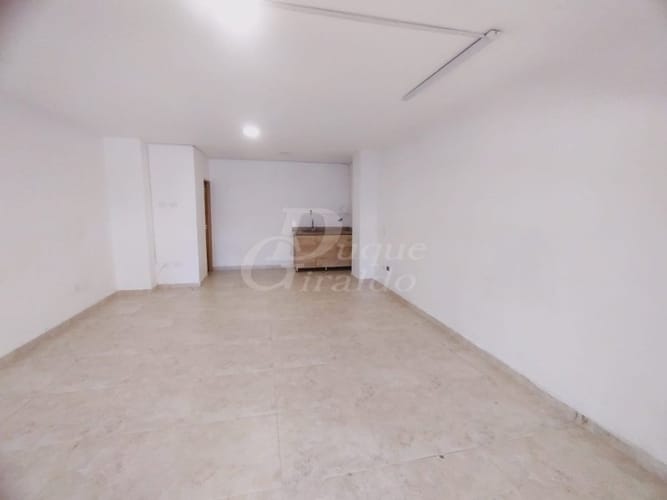 Local en arriendo en Belén Los Alpes, Medellín, 35 m² · foto 6 de 10