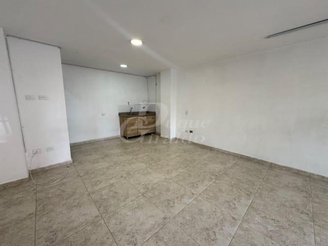 Local en arriendo en Belén Los Alpes, Medellín, 35 m² · foto 10 de 10