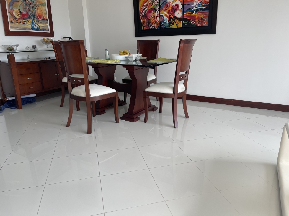 Apartamento en venta en Country Club, Bogotá · foto 2 de 10