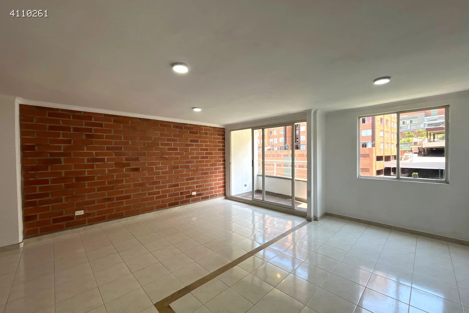 Apartamento en Arriendo en Loma del Indio, Medellín