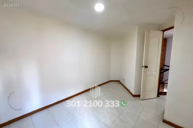 Apartamento de 3 alcobas en arriendo en Loma Del Indio, Medellín, 110 m² · foto 23 de 24