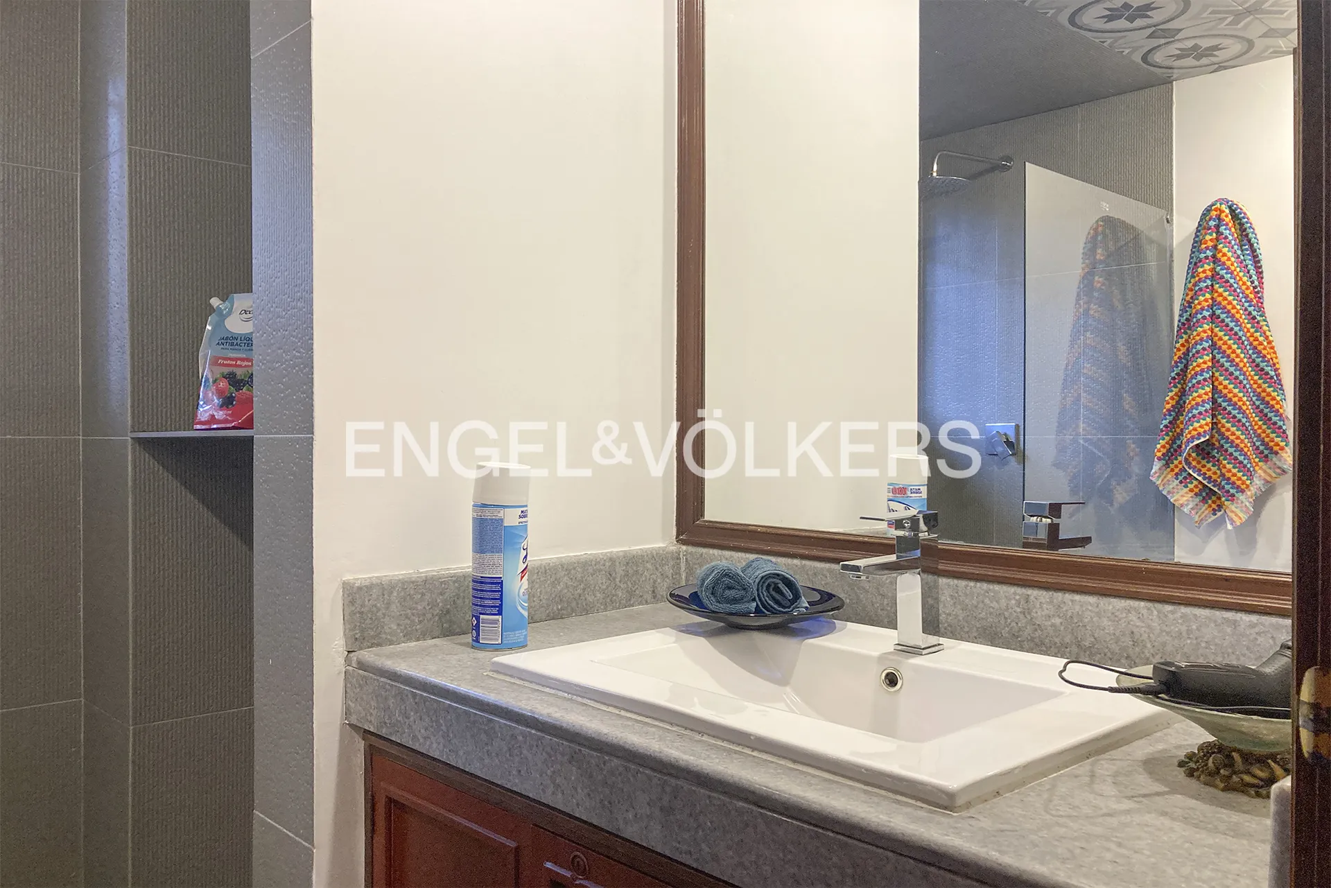 Apartamento en venta en Los Rosales, Bogotá · foto 13 de 14