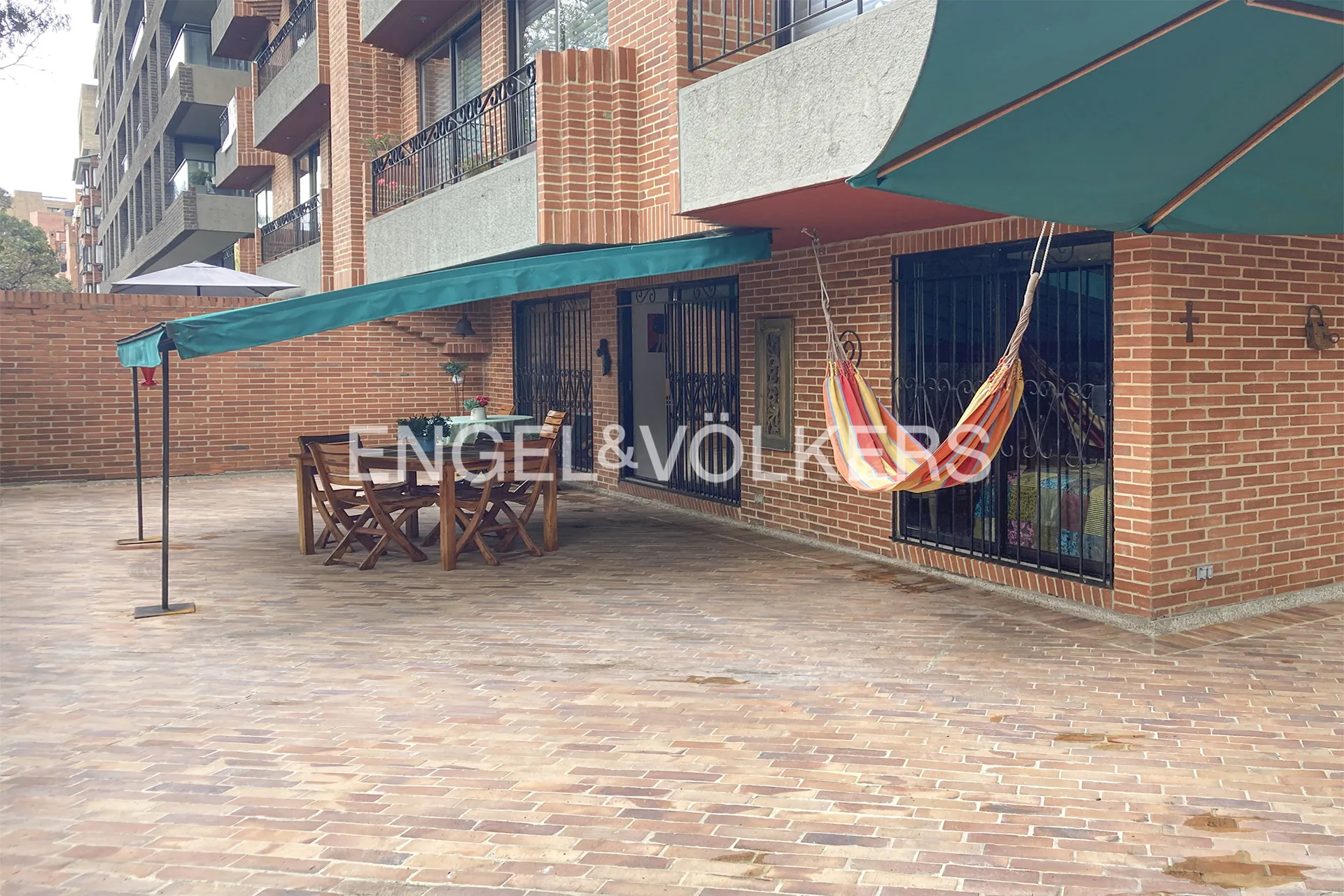 Apartamento en venta en Los Rosales, Bogotá · foto 4 de 14