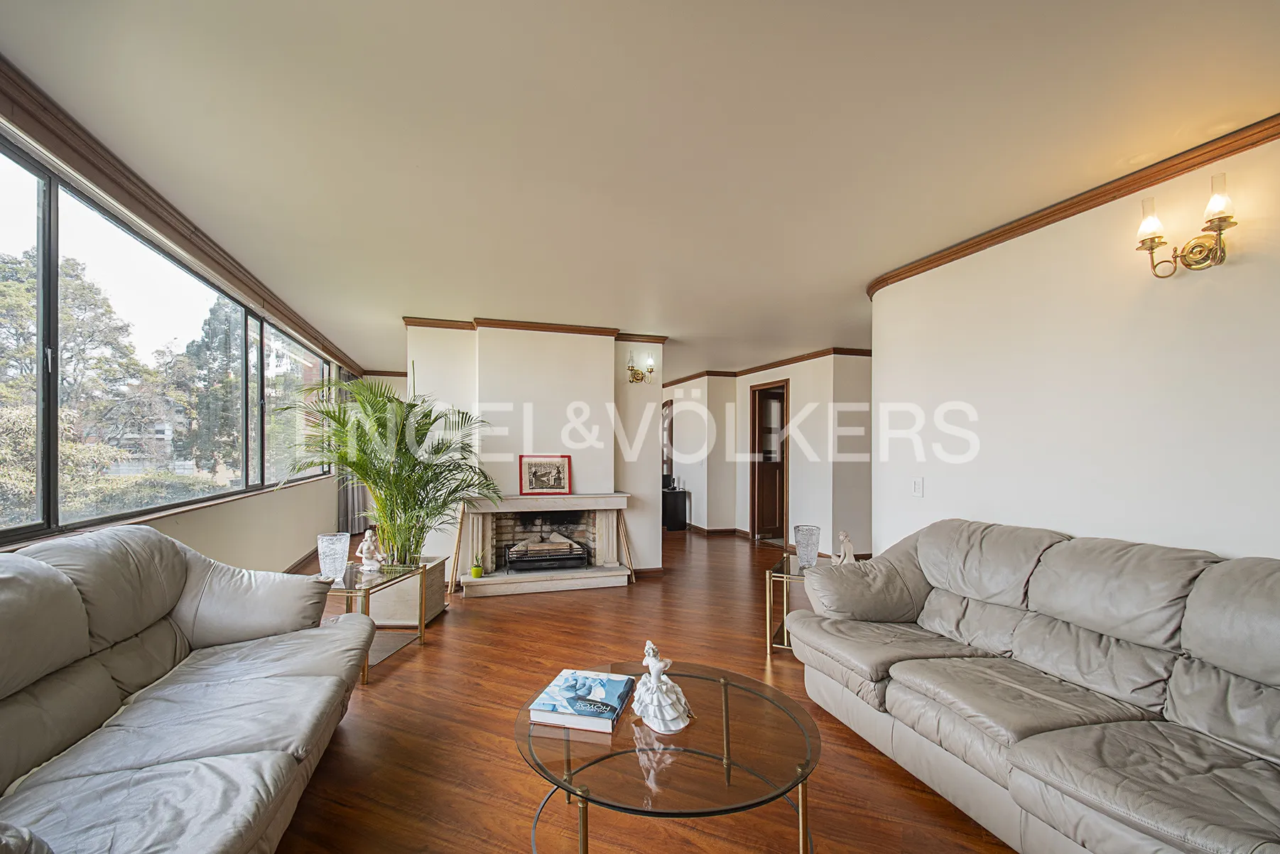 Apartamento en venta en Chicó Navarra, Bogotá · foto 2 de 15