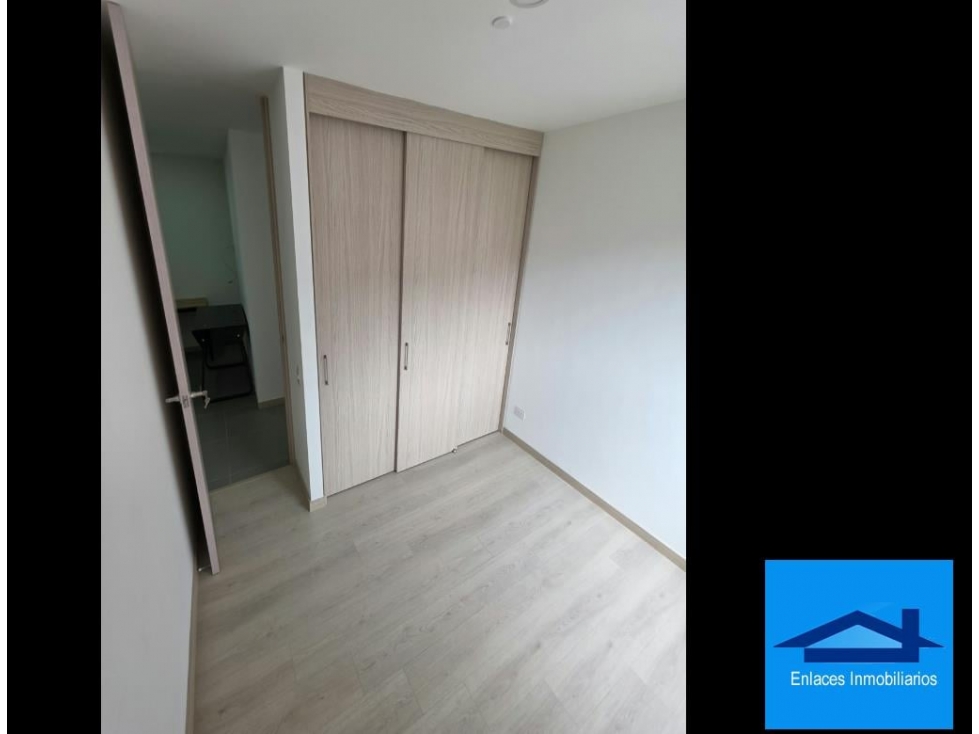 Apartamento en venta en Loma De Las Brujas, Envigado · foto 4 de 13
