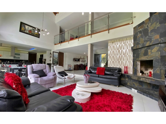 Casa en venta en Santa Catalina, Envigado · foto 3 de 15