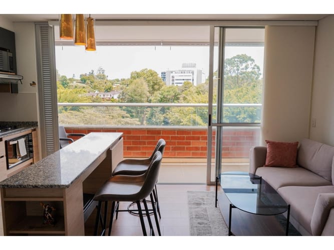Apartamento de 3 alcobas en venta en Los Colegios, Rionegro, 80 m² · foto 2 de 13