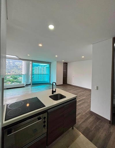 Apartaestudio en venta en Las Lomitas, Sabaneta, 48 m² · foto 4 de 14