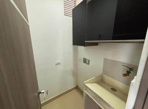 Apartaestudio en venta en Las Lomitas, Sabaneta, 48 m² · foto 8 de 14