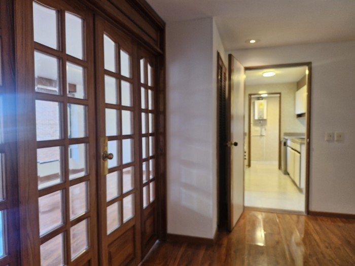 Apartamento en venta en Los Rosales, Bogotá · foto 5 de 24