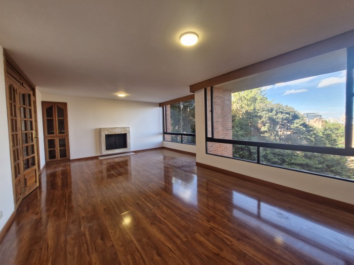 Apartamento en venta en Los Rosales, Bogotá · foto 7 de 24