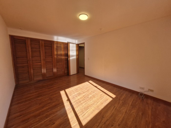 Apartamento en venta en Los Rosales, Bogotá · foto 21 de 24